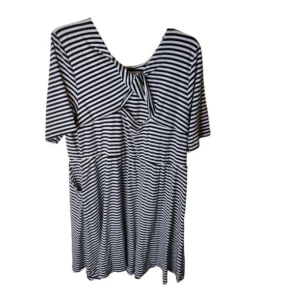 Torrid Mini Jersey Twist Back Skater Dress, 2X - Picture 5 of 8